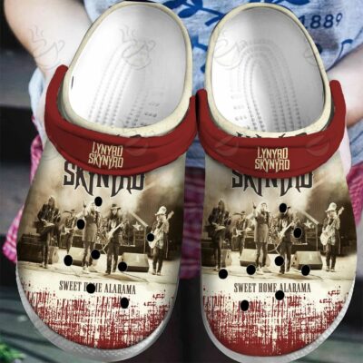 2All Over Crocs - LYD - ART1