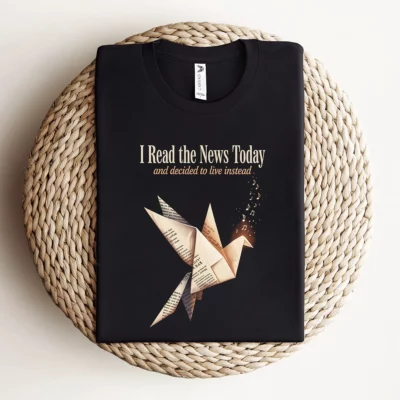 I Read the News Today — 1967 Editorial Rock Heritage Tee